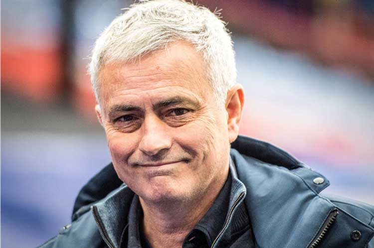 آقای خاص از فنرباغچه برکنار شد