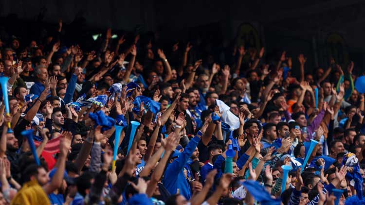 هیجان حضور تماشاگران استقلال در لیگ برتر بسکتبال