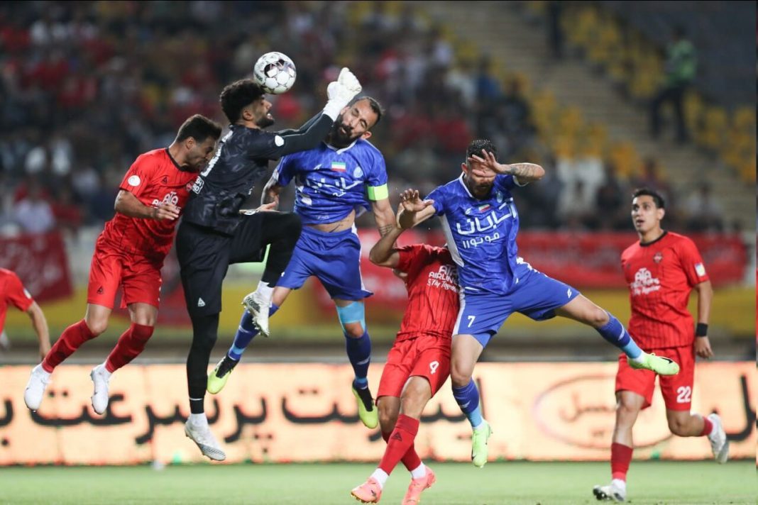 مسخره بازی قانونی فدراسیون در لیگ برتر