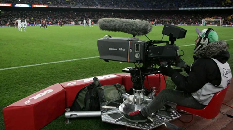 صوفی: صداوسیما باید حق پخش بپردازد