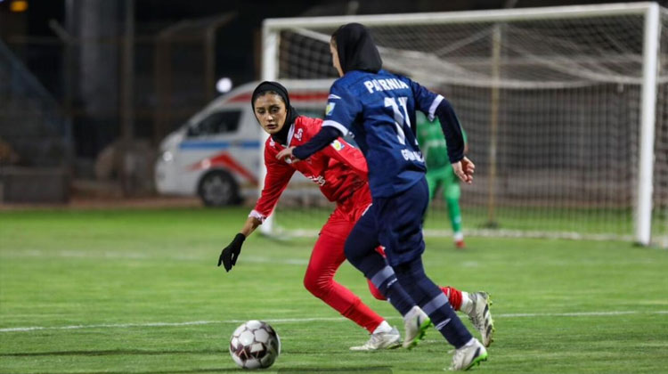 شکست سنگین دختران پرسپولیس و پرواز خاتون بم