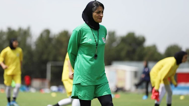 طلوع مرضیه جعفری از آفتاب بم/مربی زن 2025 فوتبال آسیا