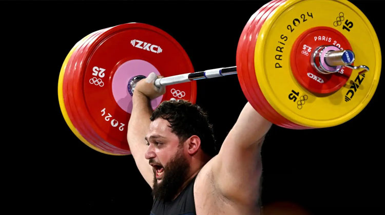 نمایش غولهای وزنهبرداری در جهانی نروژ