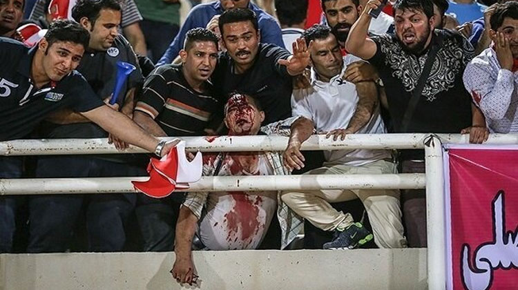 دستاورد تازه پرسپولیس/کتک زدن هواداران